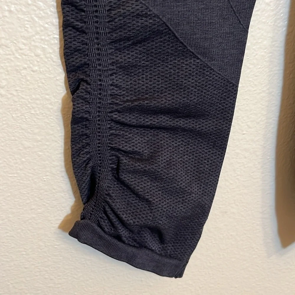 Ivivva Capri Athletic Leggings